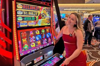 Gorgeous-Woman-Wins-Big-In-The-Casino-On-DRAGON-TRAIN
